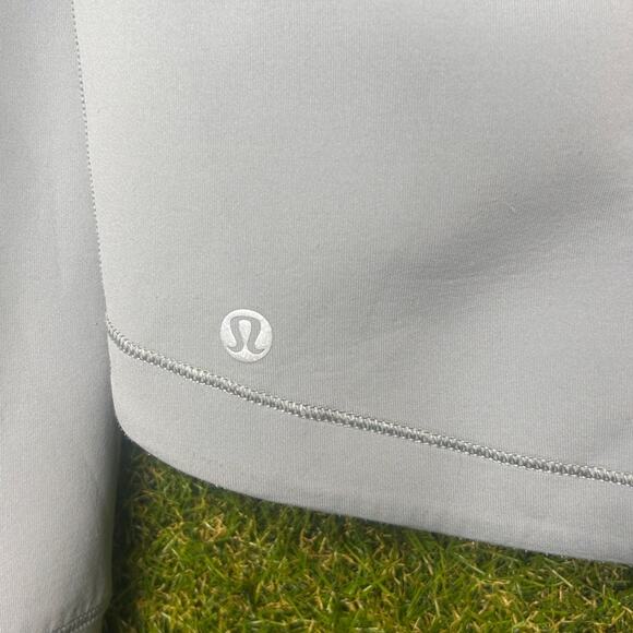 Lululemon Challenge Round Hoodie Rhino Gray Athleisure Pullover Cropped Size 2 - Picture 8 of 10